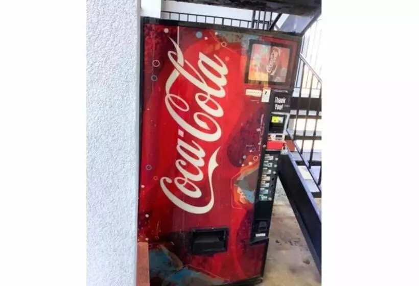 Magnuson Hotel Atlanta South