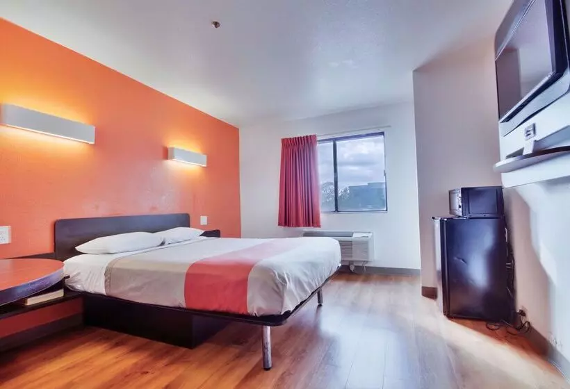 Motel 6 Dallas Fair Park