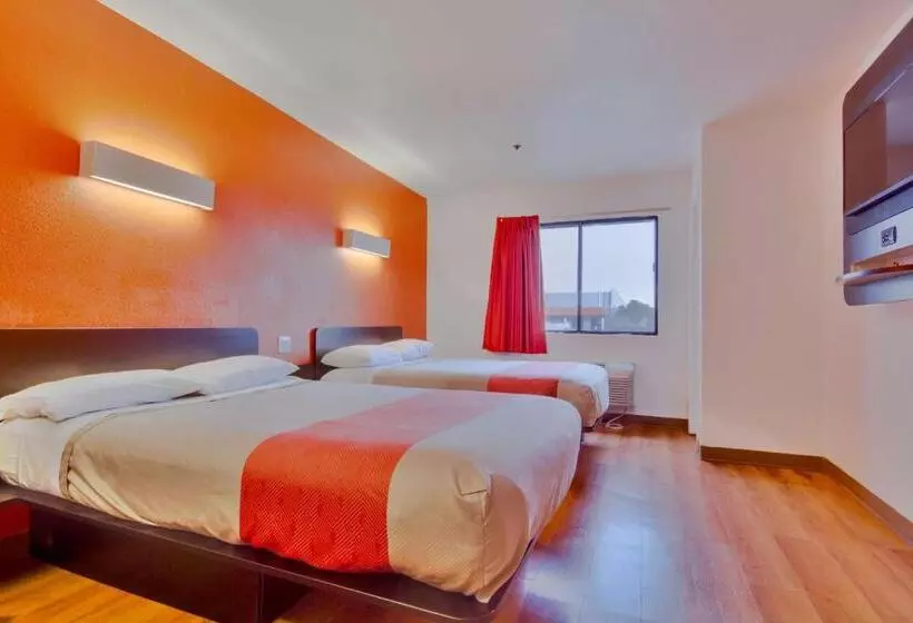 Motel 6 Dallas Fair Park