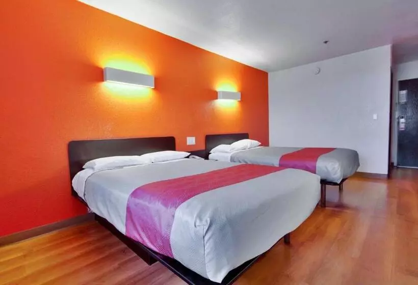 Motel 6 Dallas Fair Park