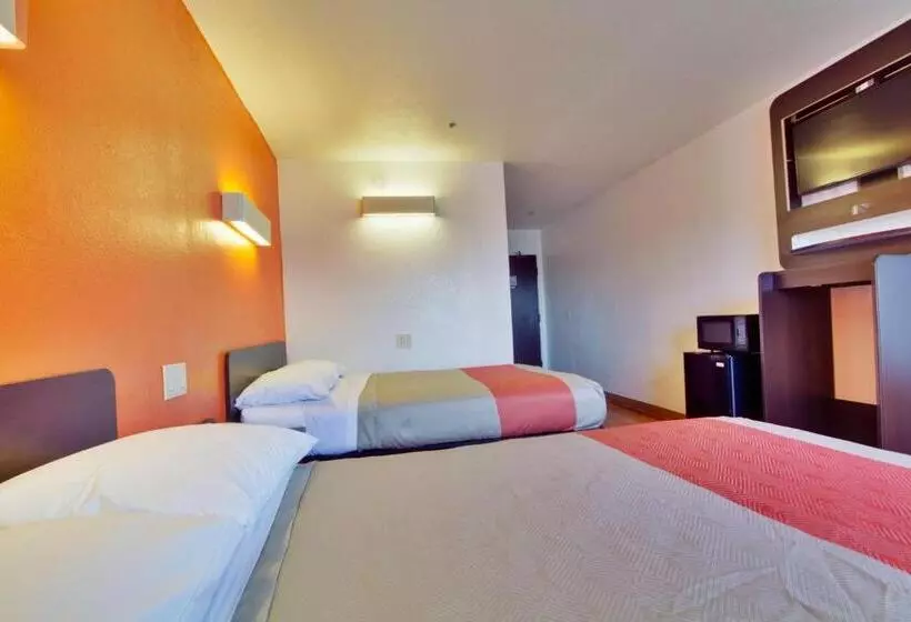 Motel 6 Dallas Fair Park