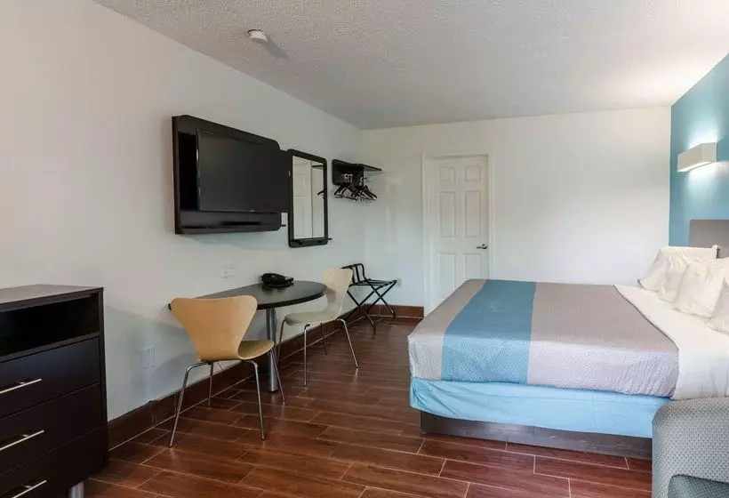 Motel 6 Lexington, Va