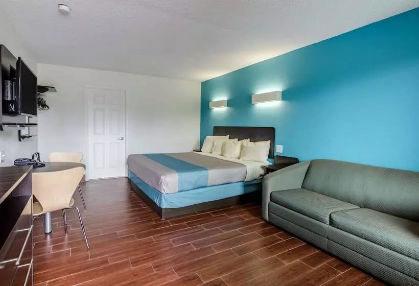 Motel 6 Lexington, Va