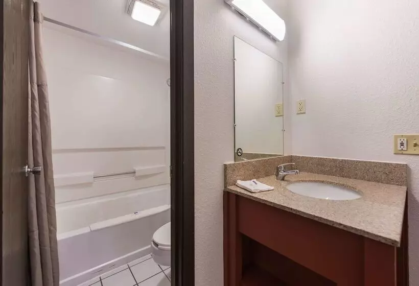 Motel 6saint Paul, Mn  I94