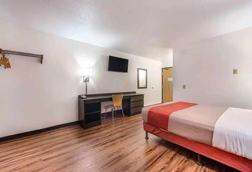 Motel 6saint Paul, Mn  I94