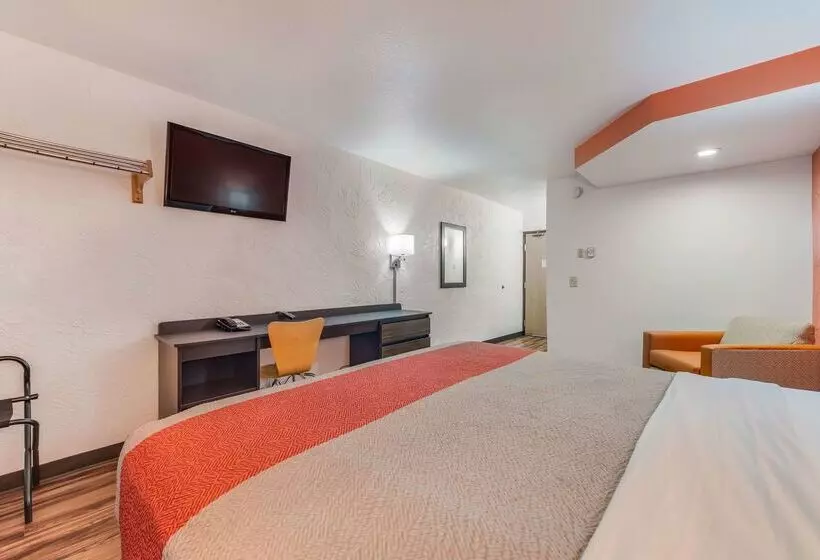 Motel 6saint Paul, Mn  I94