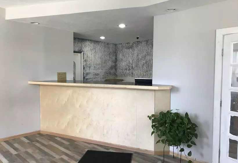 فندق على الطريق Western Inn