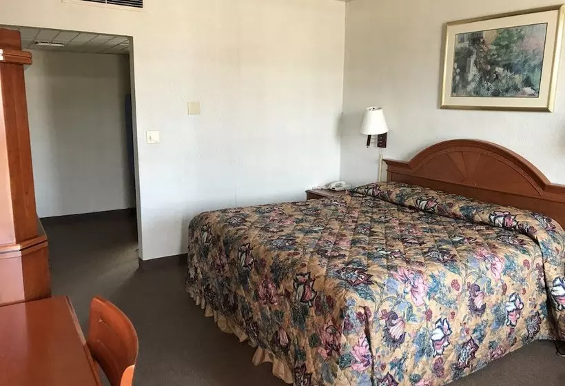 فندق على الطريق Western Inn