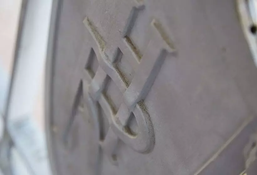 Redmont Hotel Birmingham, Curio Collection By Hilton