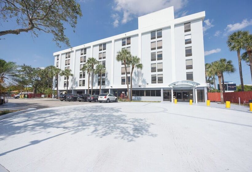 B&b Hotel Miami Airport