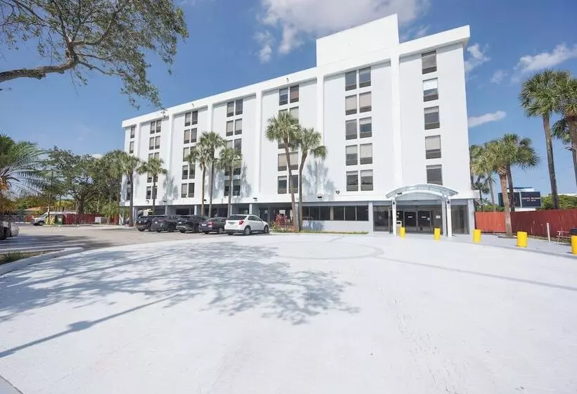 B&b Hotel Miami Airport
