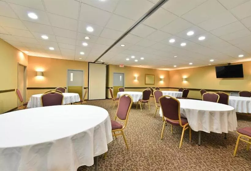 ホテル Baymont By Wyndham Culpeper