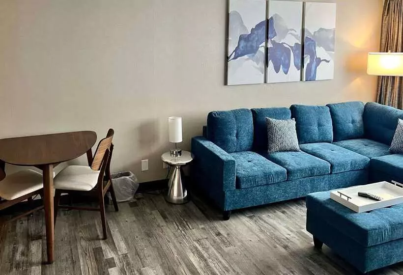 Clarion Hotel & Convention Center Joliet