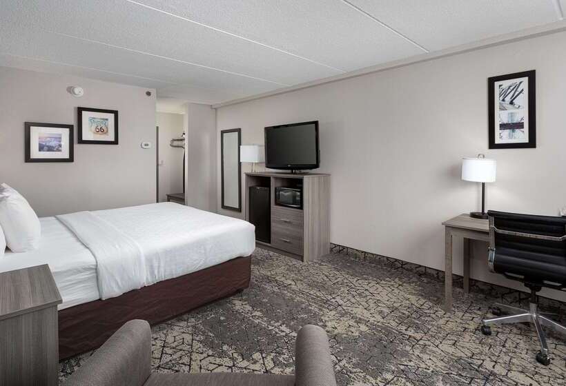 Clarion Hotel & Convention Center Joliet