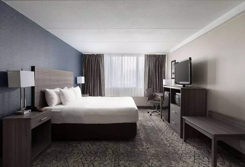 Clarion Hotel & Convention Center Joliet