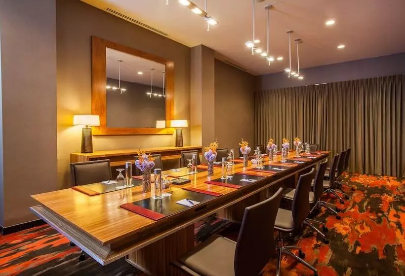 בית מלון כפרי Derek