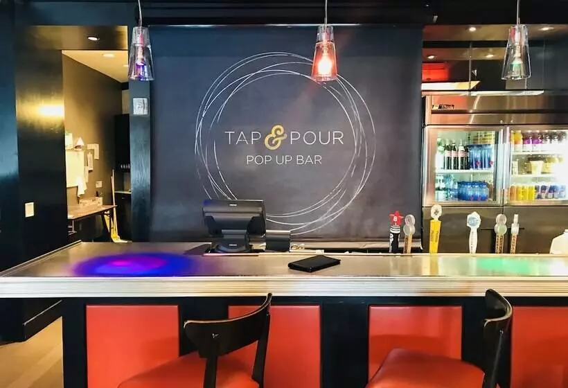 בית מלון כפרי Derek