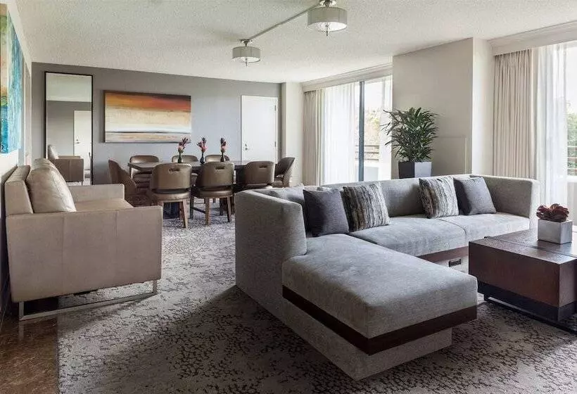 Отель Fort Lauderdale Marriott North