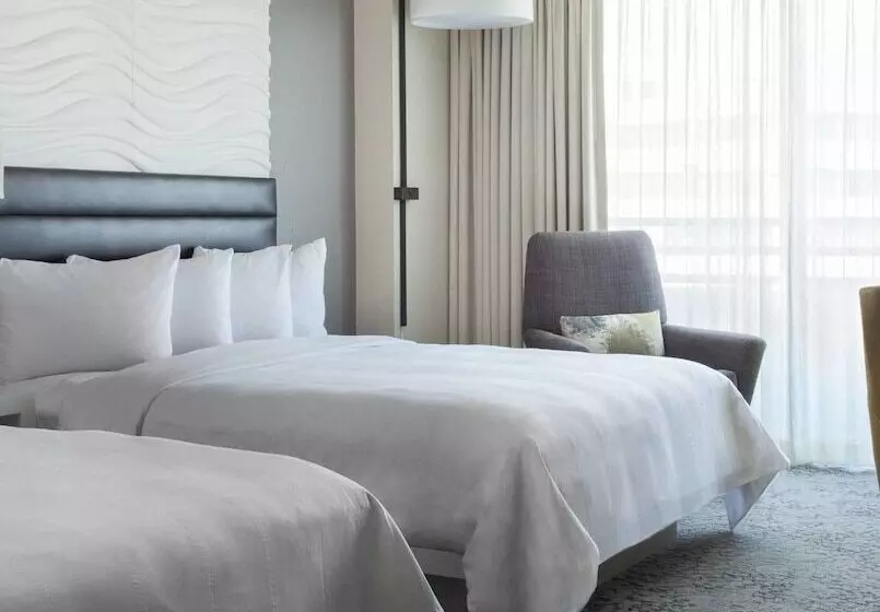 Отель Fort Lauderdale Marriott North