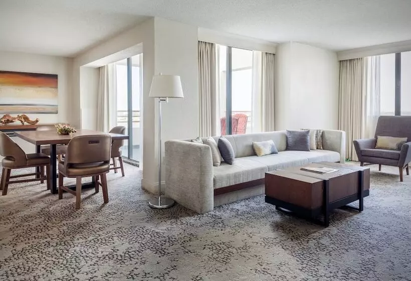 Отель Fort Lauderdale Marriott North