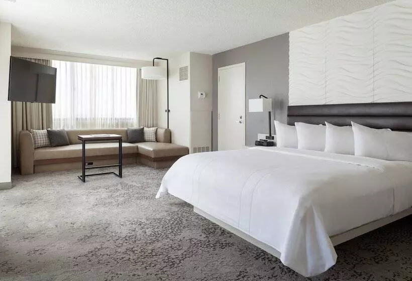 Отель Fort Lauderdale Marriott North