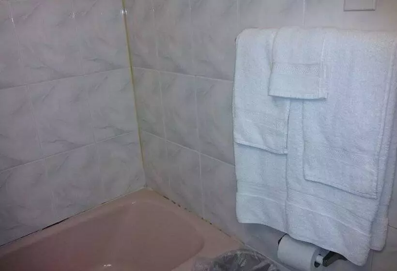 호텔 Greenview Inn Riverhead