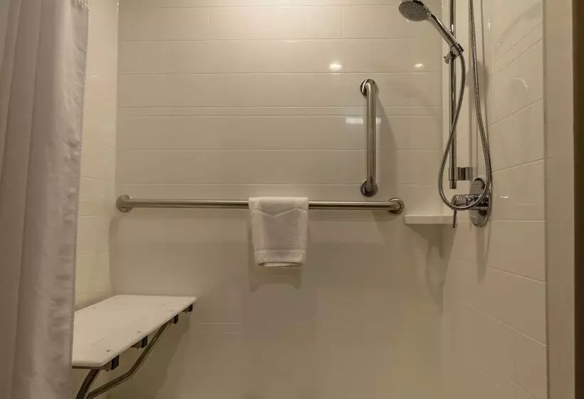 酒店 Hampton Inn Winchester University/mall Area