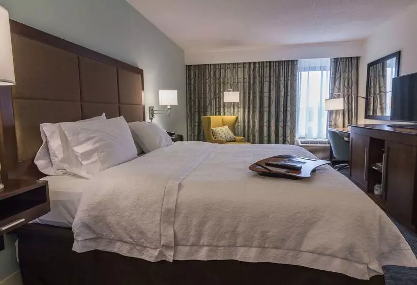 酒店 Hampton Inn Winchester University/mall Area