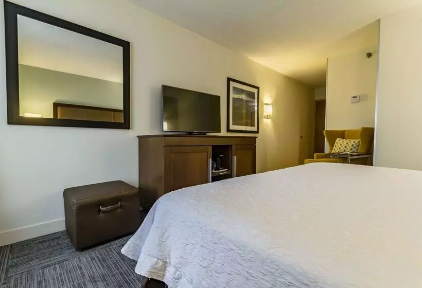 酒店 Hampton Inn Winchester University/mall Area