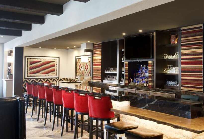 فندق Hilton Santa Fe Historic Plaza