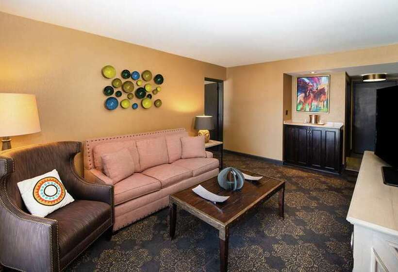 فندق Hilton Santa Fe Historic Plaza