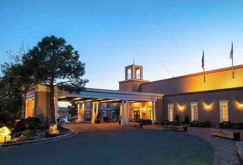 Отель Hilton Santa Fe Historic Plaza