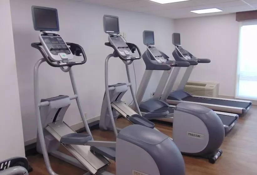 호텔 Holiday Inn Express & Suites Wapakoneta, An Ihg