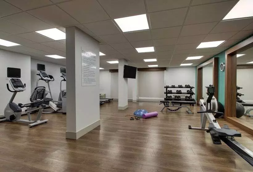 호텔 Holiday Inn Express & Suites Wapakoneta, An Ihg