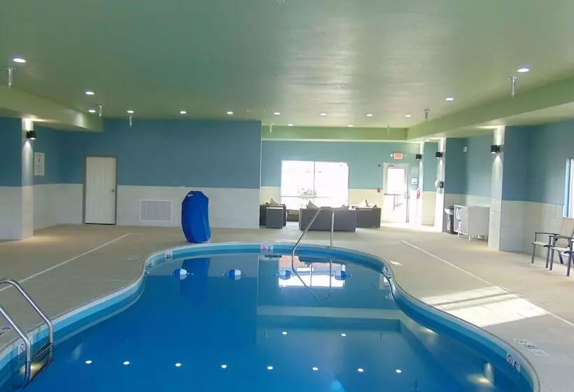 호텔 Holiday Inn Express & Suites Wapakoneta, An Ihg