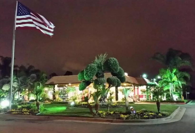 فندق Ontario Airport Inn