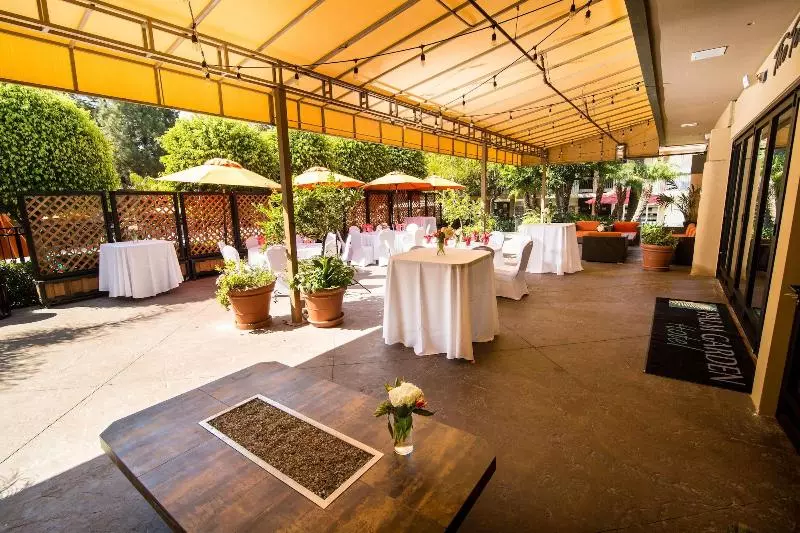 Отель Palm Garden