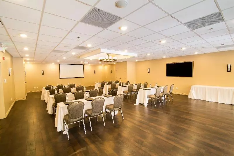 Отель Palm Garden