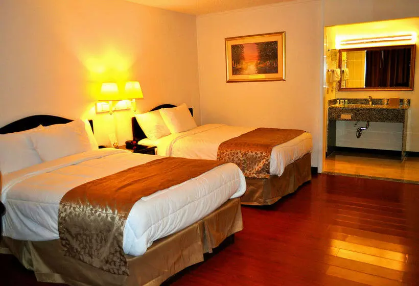 فندق Quality Inn  Dickson