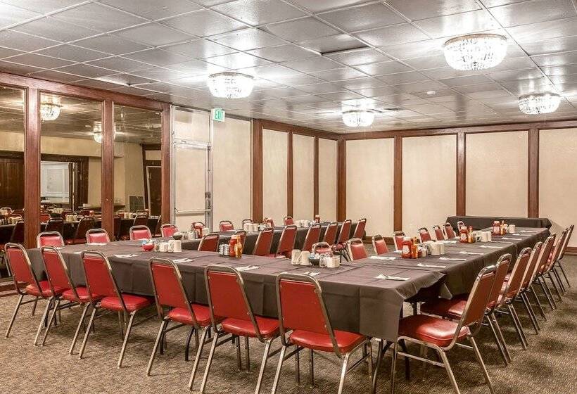 Отель Quality Inn On Historic Route 66