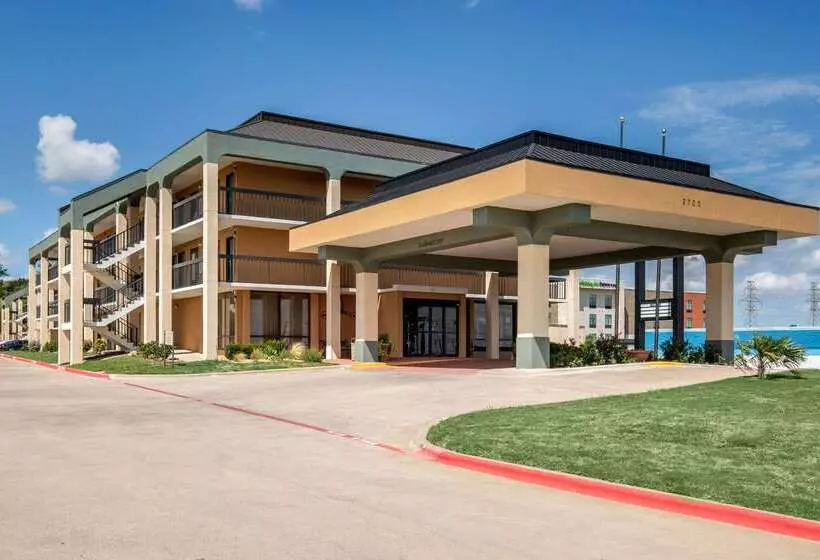 فندق Quality Inn West Fort Worth