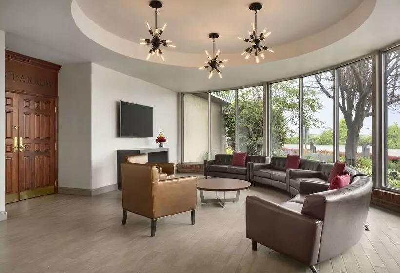 בית מלון כפרי Ramada By Wyndham Beaver Falls