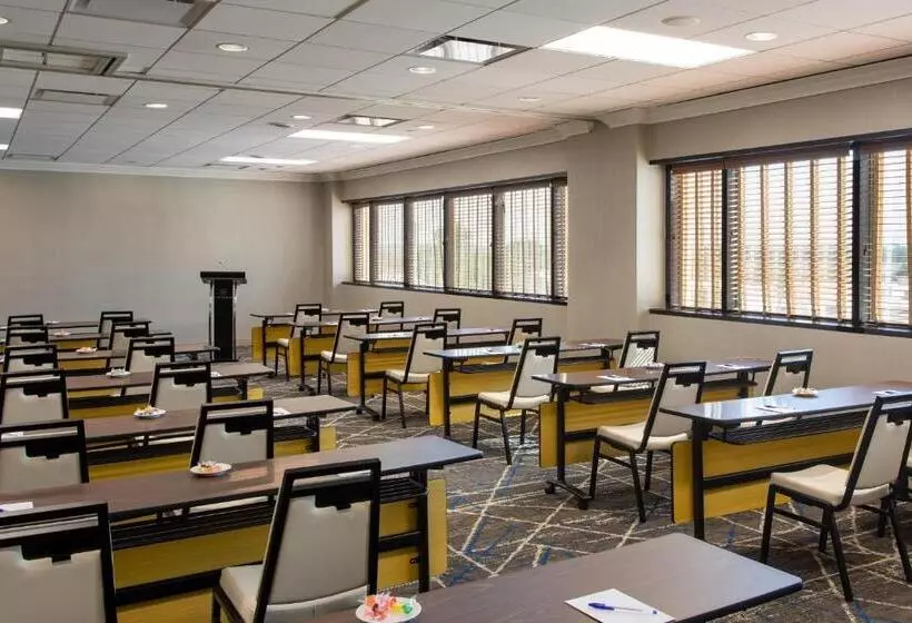 فندق Sheraton Edison