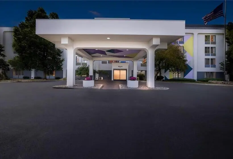 Hotelli Spark By Hilton Green Bay