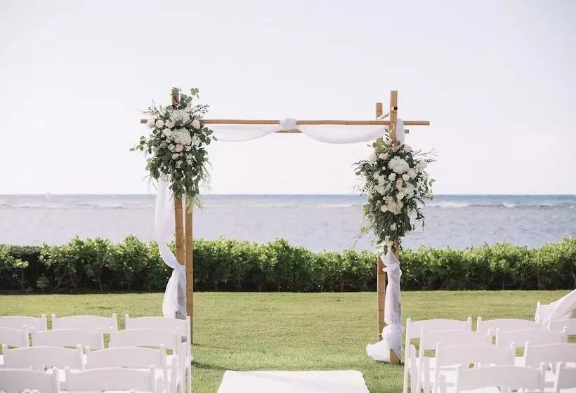 The Kahala Hotel And Resort