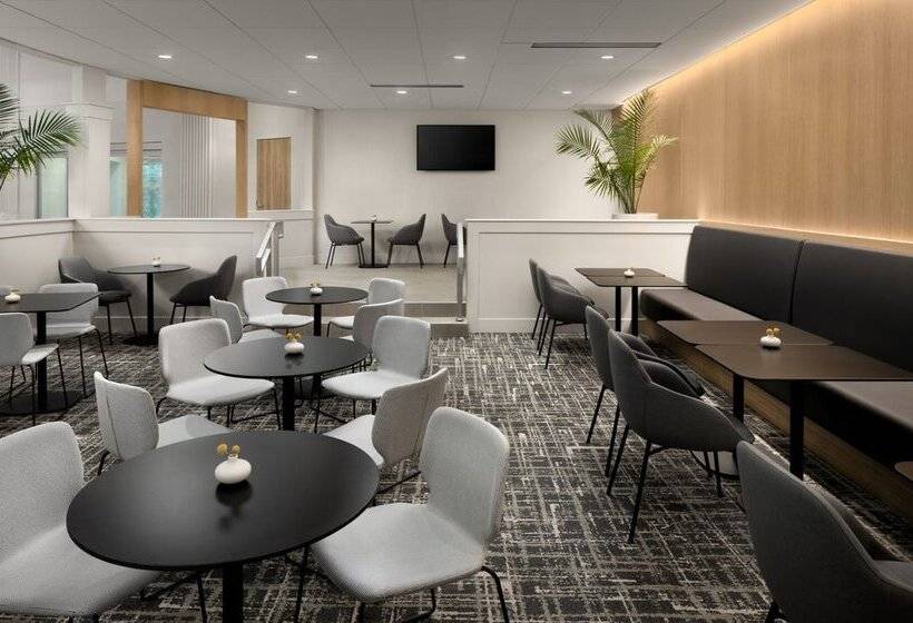 AC Hotel by Marriott Portland Lake Oswego