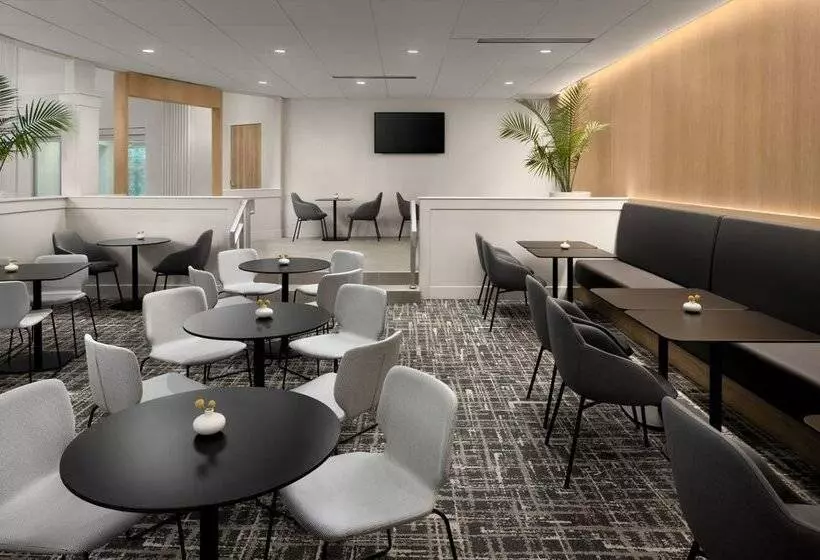 AC Hotel by Marriott Portland Lake Oswego