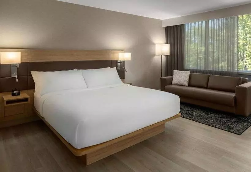 AC Hotel by Marriott Portland Lake Oswego