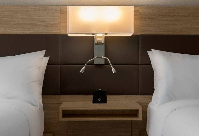 AC Hotel by Marriott Portland Lake Oswego