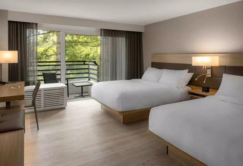 AC Hotel by Marriott Portland Lake Oswego